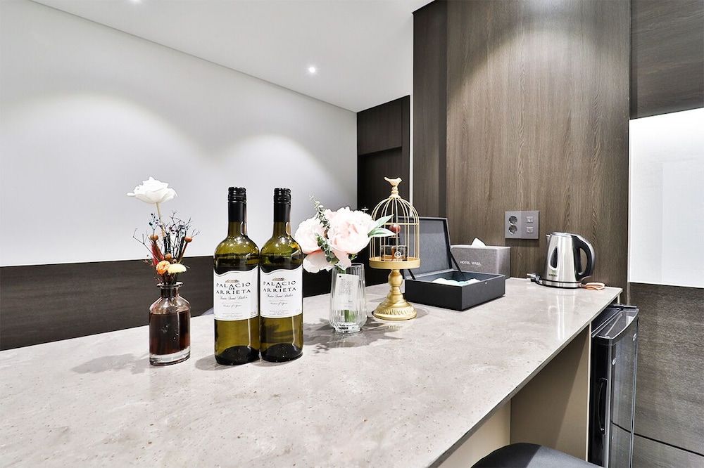 undefined Waba Classic 6