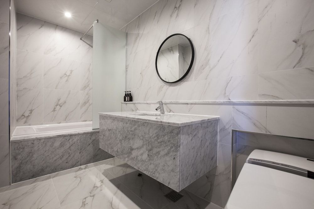 Busanjin Brown-dot hotel Deluxe Double Room 6