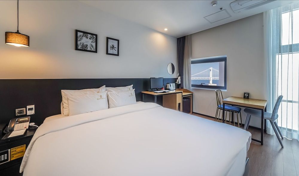 Gwanganli Hotel Ocean View Ocean Bridge Double (Half Ocean)