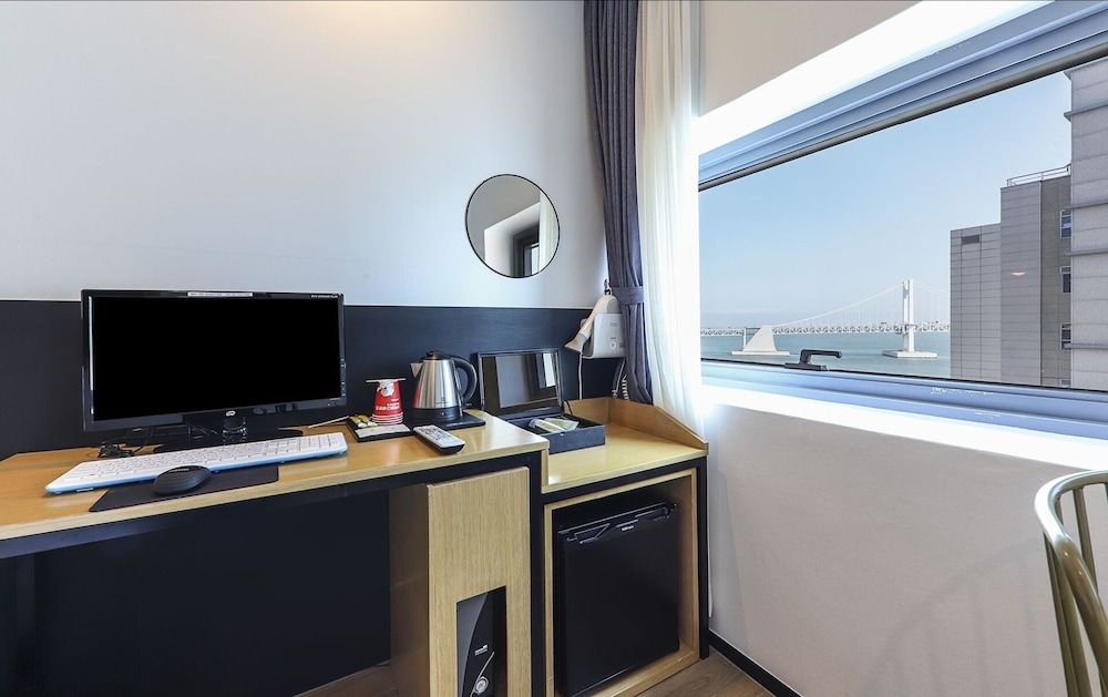 Gwanganli Hotel Ocean View Ocean Bridge Double (Half Ocean) 6