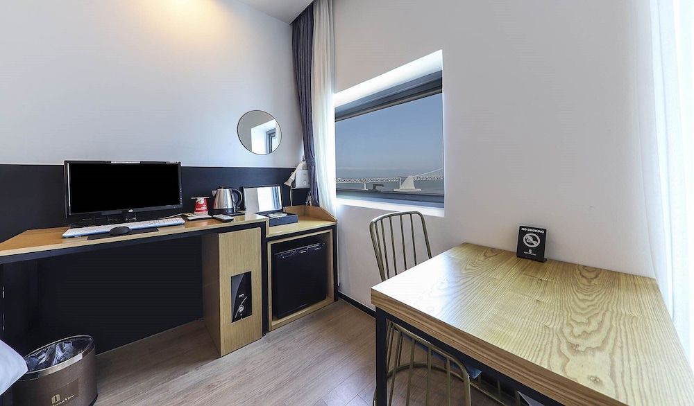 Gwanganli Hotel Ocean View Ocean Bridge Double (Half Ocean) 7