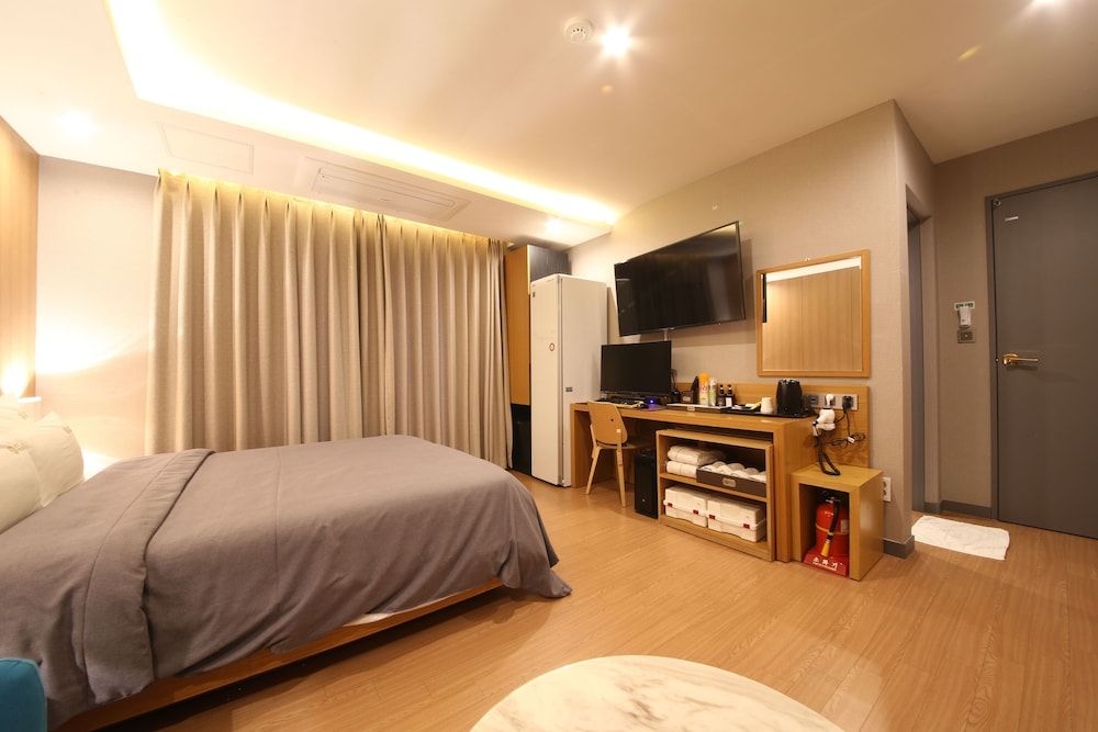 undefined Hotel Prima 9