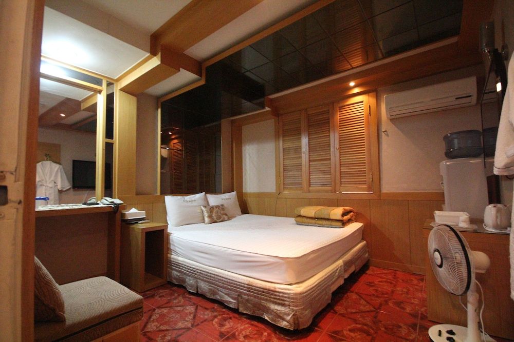 undefined Alibaba Motel - New Building 10