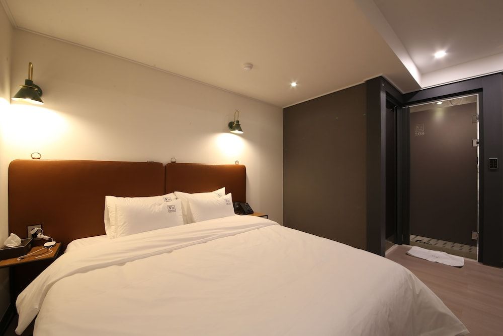 Hotel No25 Seomyeon Ilbeonga A Standard Double Room 3