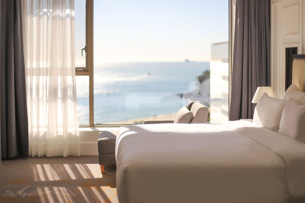 undefined Baymond Hotel 5