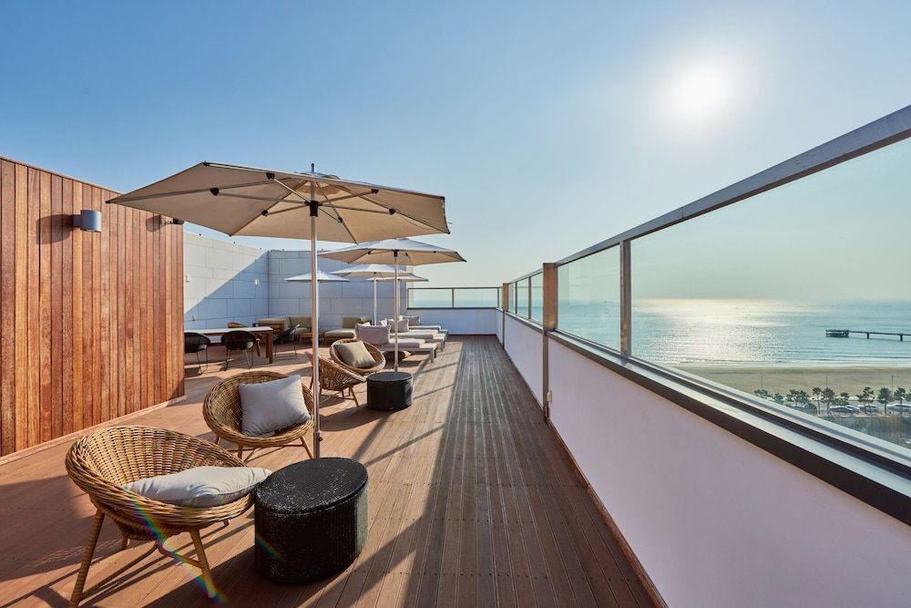 undefined Brown Dot Hotel Songjeong 3