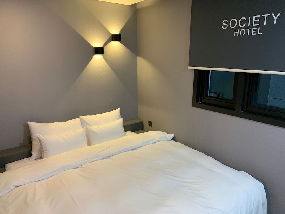 Hotel Society Business Double Room 3