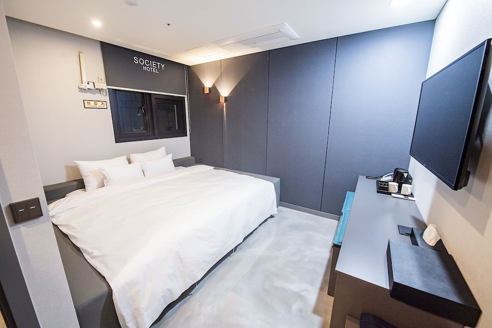 Hotel Society Business Double Room 5