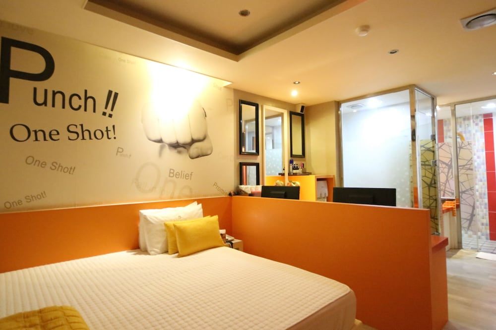 Donglae VOV Standard Double Room 6