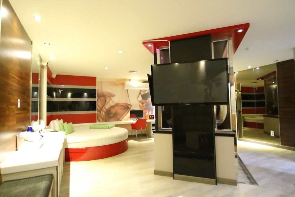 Donglae VOV Premium Double Room 11