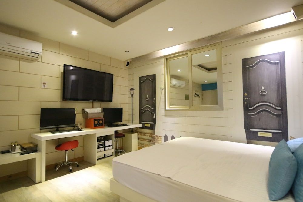 Donglae VOV Deluxe Double Room 5