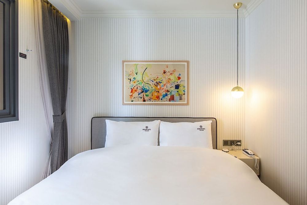 Browndot Hotel Yeonhwari Deluxe Double Room 6