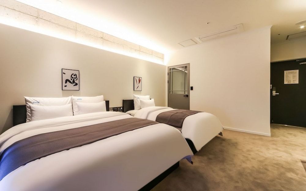 undefined The Point Hotel - Myeongji 9