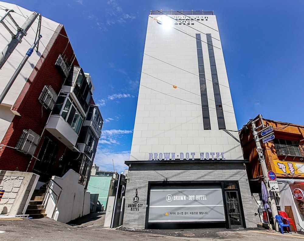 undefined Brown Dot Hotel Nampo Chungmu 8