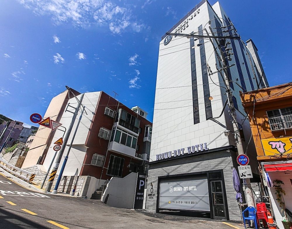 undefined Brown Dot Hotel Nampo Chungmu 7