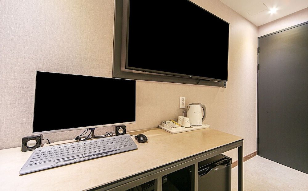 Hotel Button Standard Room 3