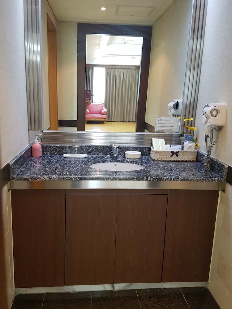 Diamond Hotel Busan Ondol Room 4