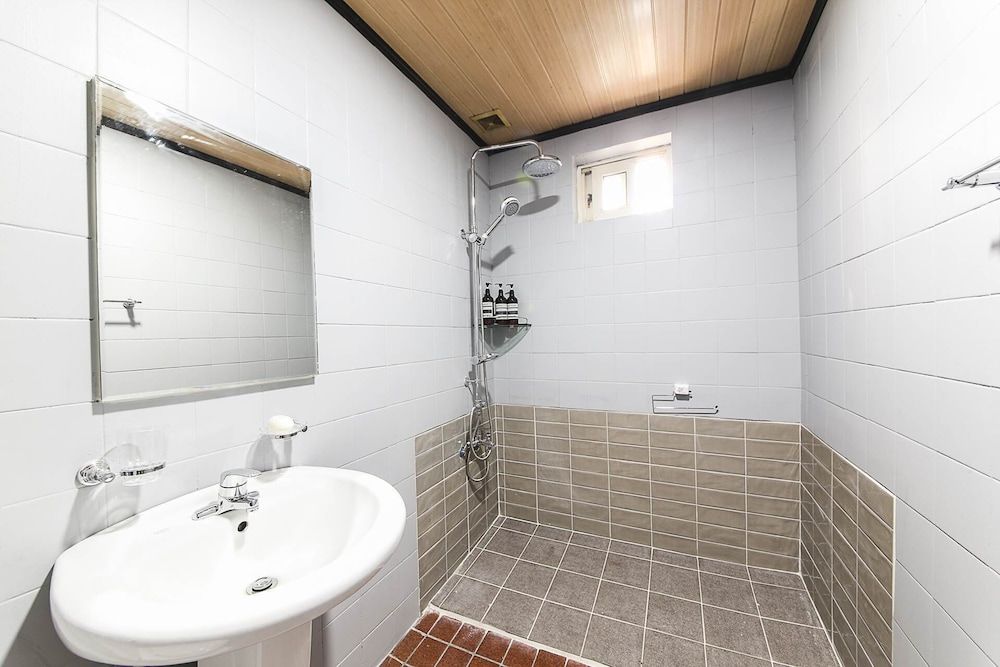 K9 Motel Regular Room 13