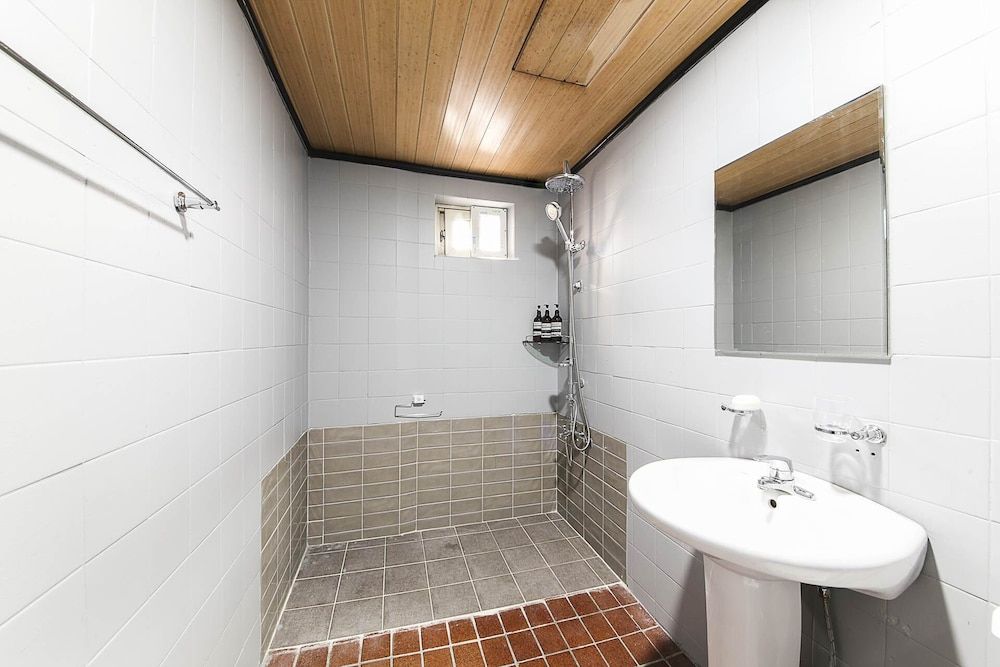 K9 Motel Regular Room 14