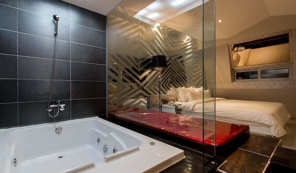 Aria Motel VIP Room 4