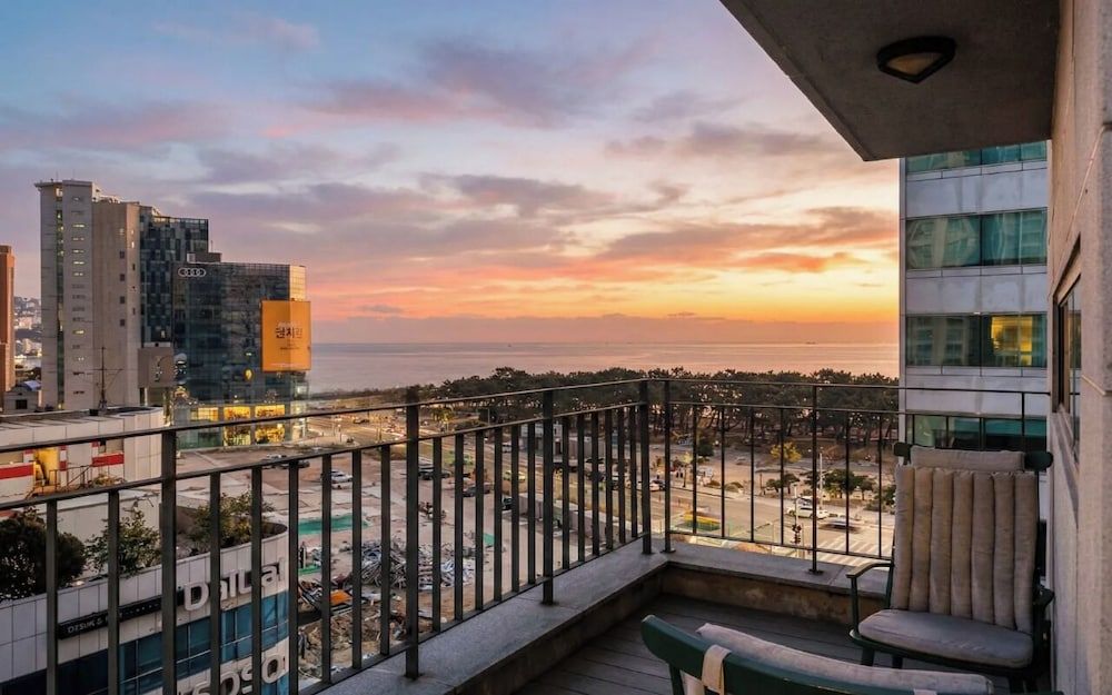 undefined Haeundae Thevan Hotel 7