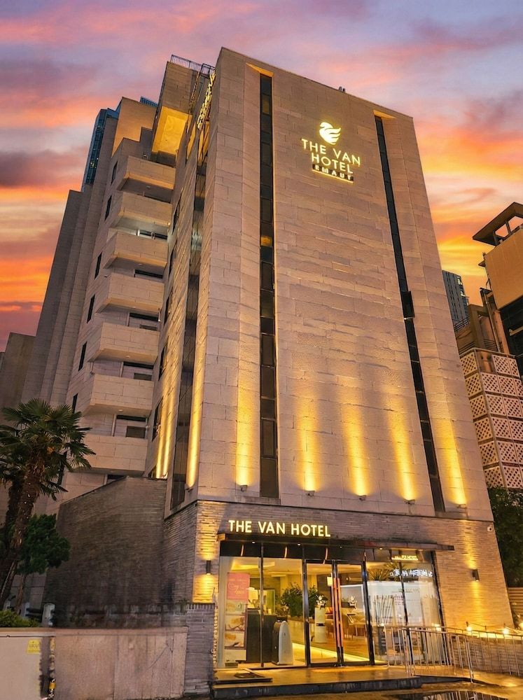 undefined Haeundae Thevan Hotel 4