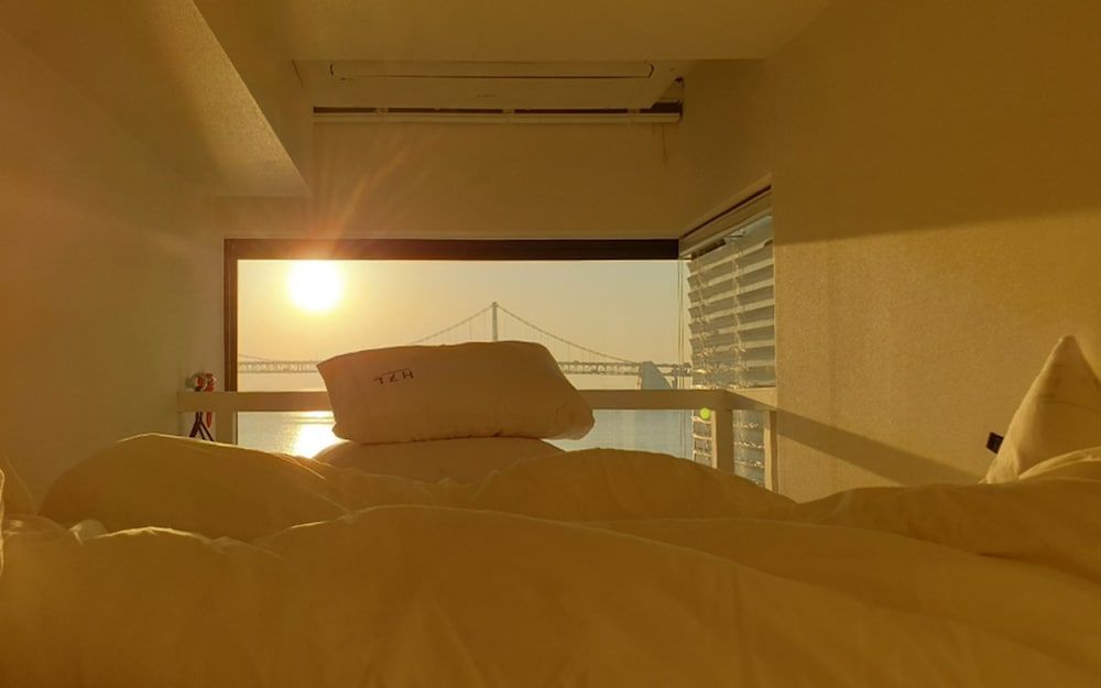 H7L 2 Persons MiniRoom, Ocean View 4