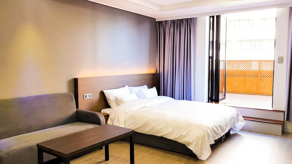 undefined P&S Hotel Busan 3