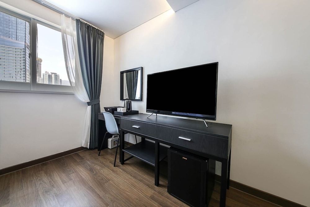 Hotel HYGGELIG - Hostel Standard Twin Room, 2 Twin Beds, Non Smoking, City View 5