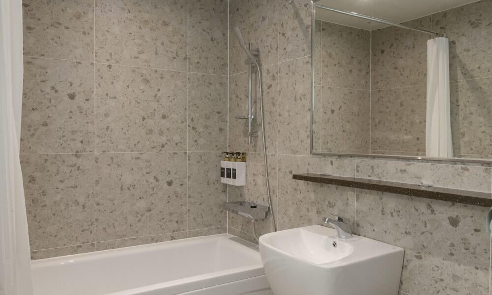 Busan Lounge 26 Hotel Standard Double Room (Lounge Access) 5