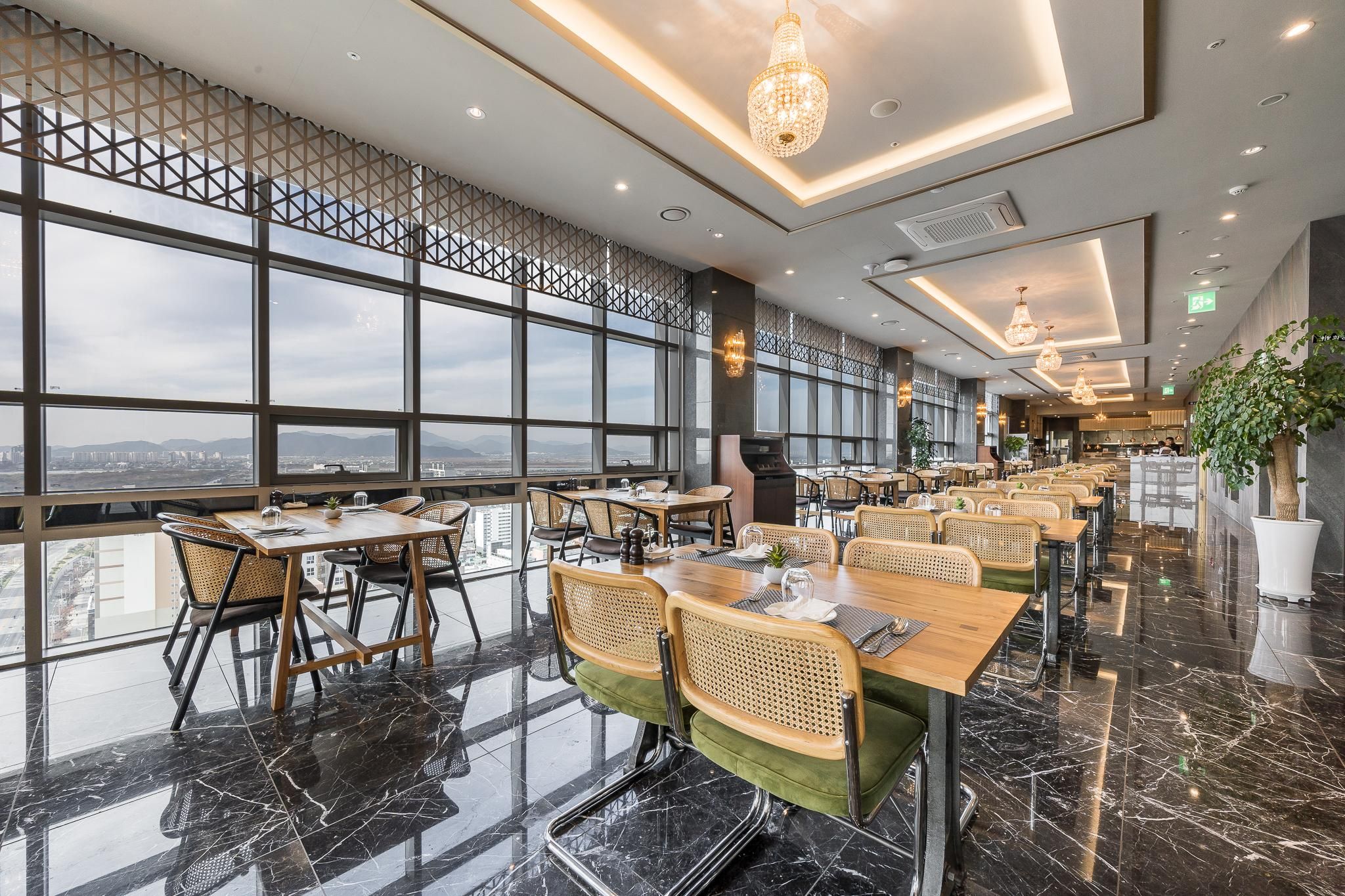 e88c6eb77c409e2798bfab4980402251