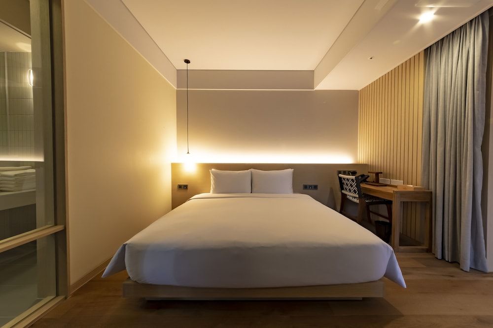 Hound Hotel Signature Premium Suite 3