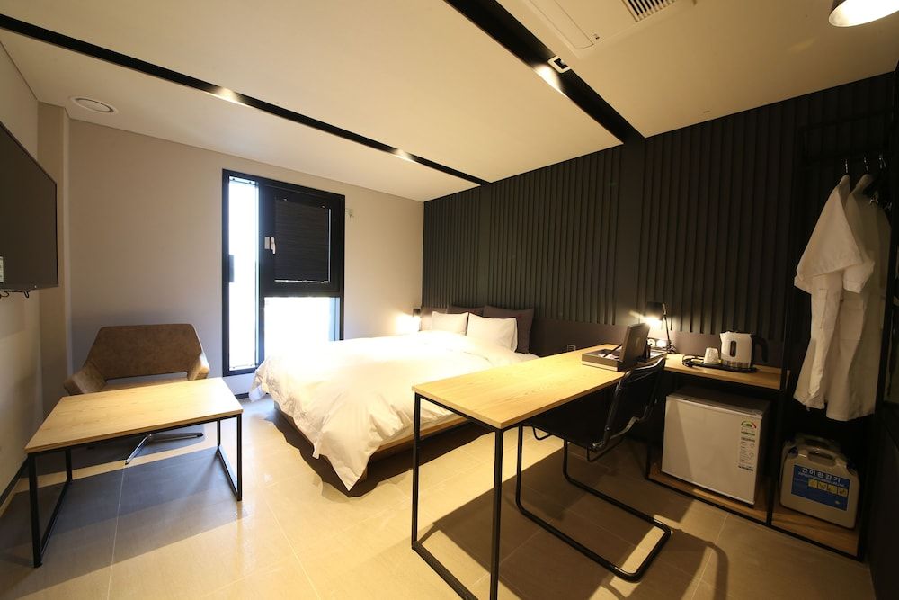 Hotel Yeoubi Deluxe Double Room