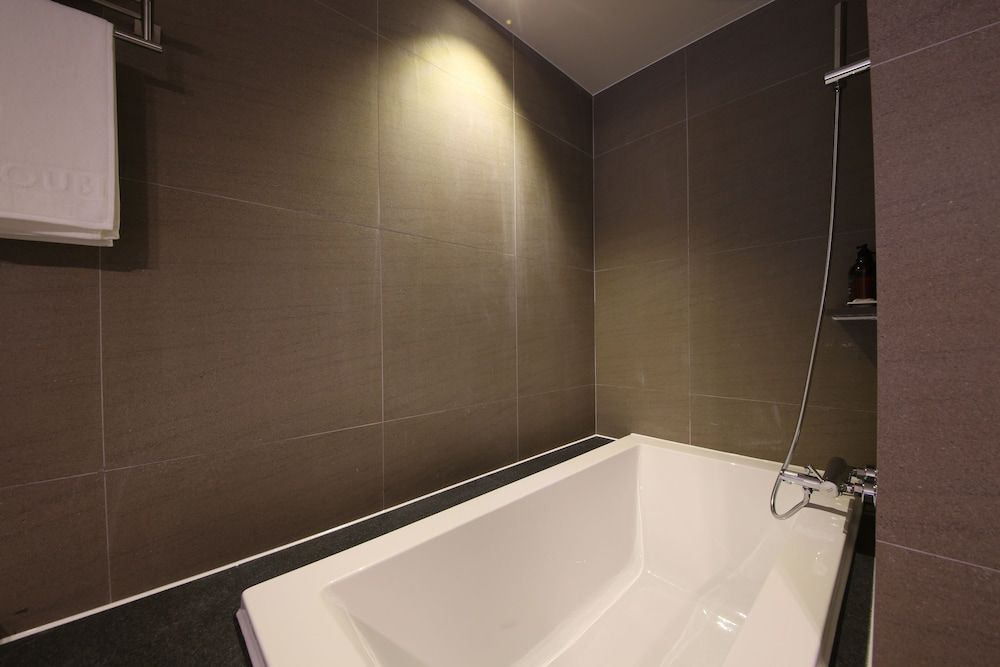 Hotel Yeoubi Deluxe Double Room 9