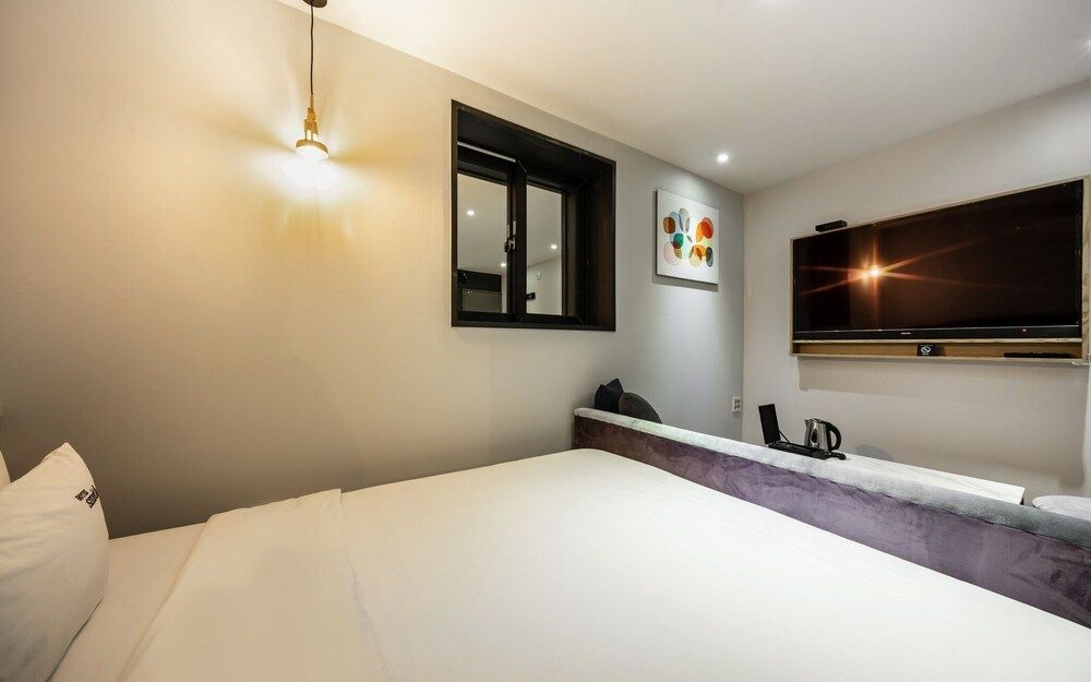 undefined Busan Suyeong Hotel Smith 8