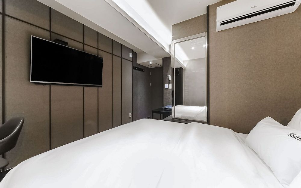 Busan Suyeong Hotel Smith Room (Deluxe (latest movie bathtub)) 14