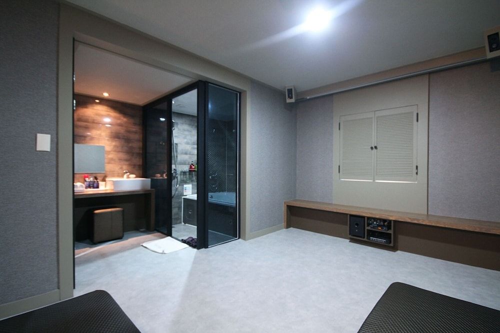 Busan Yeonsan-dong Waba Room (Movie Room Party Room (Game PC/Large ) 6