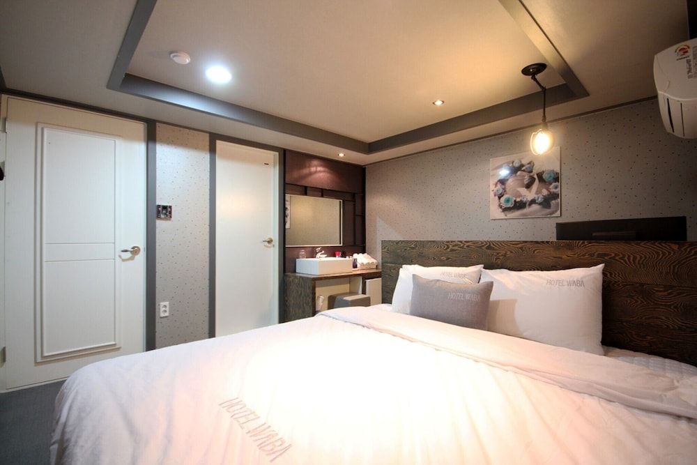 undefined Busan Yeonsan-dong Waba 10