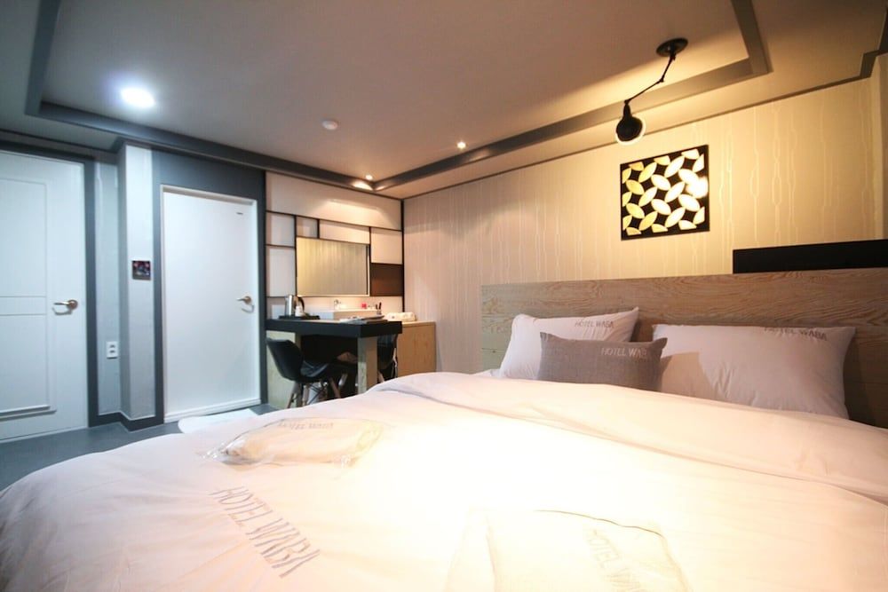 Busan Yeonsan-dong Waba Room (Premium (Netflix + Cine Hotel free to) 17
