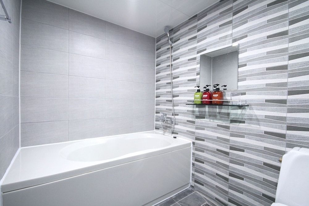 Busan Yeonsan-dong Waba Room (Premium (Netflix + Cine Hotel free to) 23