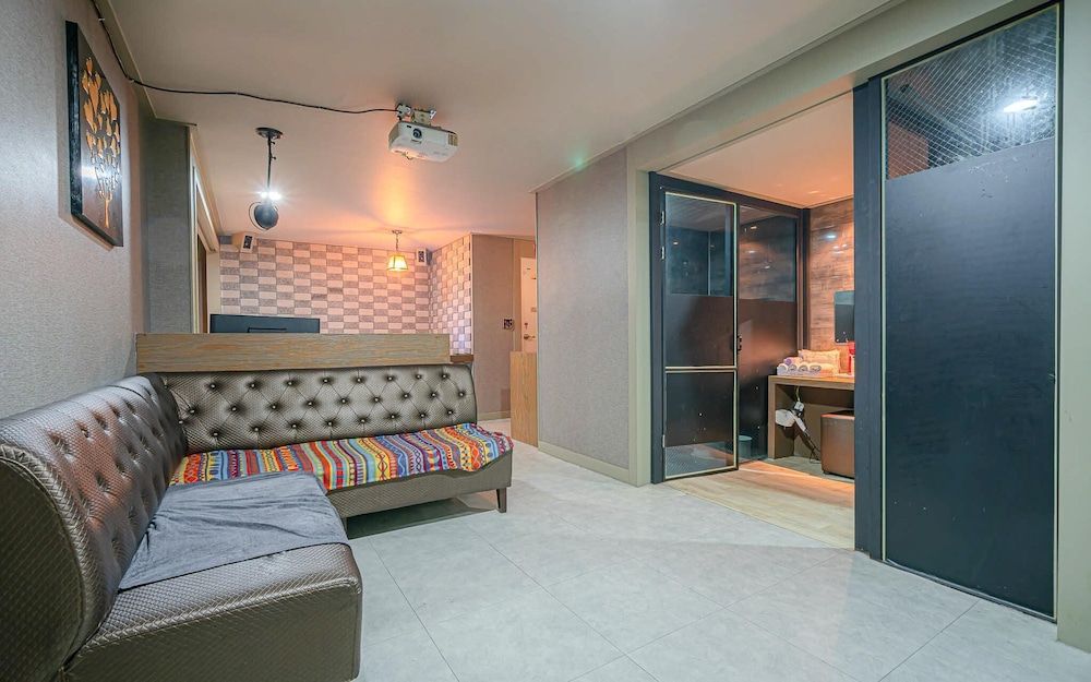 Busan Yeonsan-dong Waba Room (Movie Room Party Room (Game PC/Large ) 19