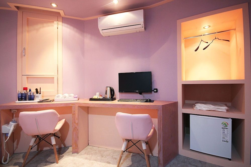 undefined Busan Yeonsan-dong Waba 8