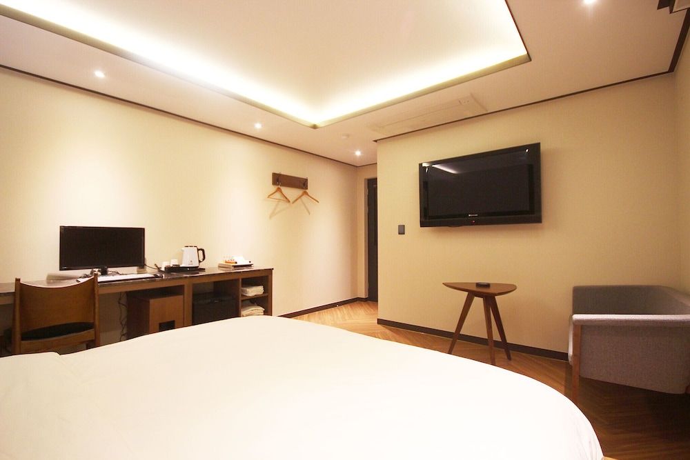 Busan Gwangalli Hotel Mango Room (Premium double (Netflix available hig) 3