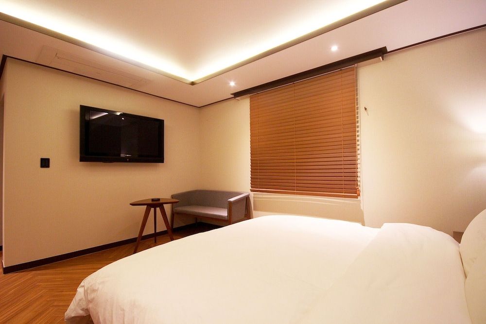 Busan Gwangalli Hotel Mango Room (Premium double (Netflix available hig) 4