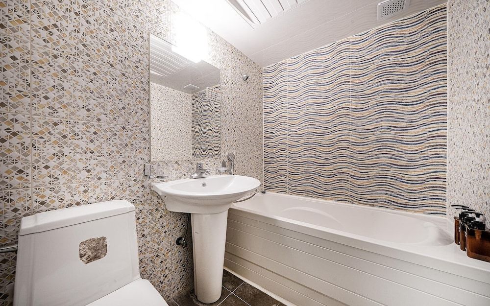 Busan Daeyeondong Hotel With Room (Vip) 13