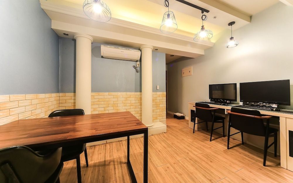 Busan Hwamyeong-dong Sky Room (Premium A (DESK Couple PC Netflix ava) 5