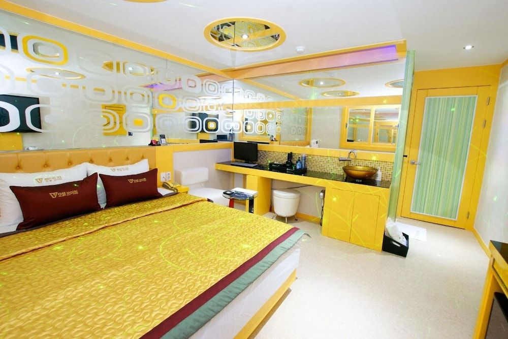 Busan Geumsa-dong V1 Room (Special Room (Netflix Available Gamin) 10