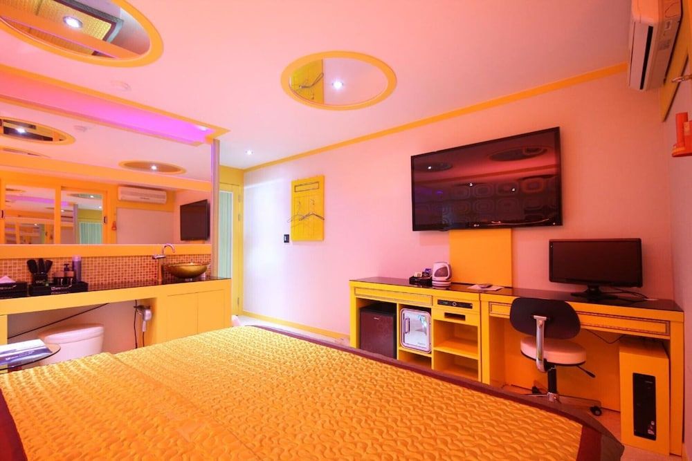Busan Geumsa-dong V1 Room (Special Room (Netflix Available Gamin) 14