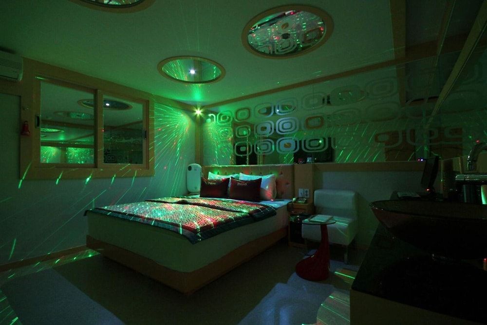 Busan Geumsa-dong V1 Room (Special Room (Netflix Available Gamin) 19
