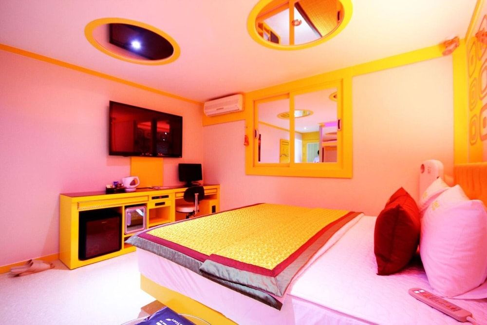 Busan Geumsa-dong V1 Room (Special Room (Netflix Available Gamin) 13